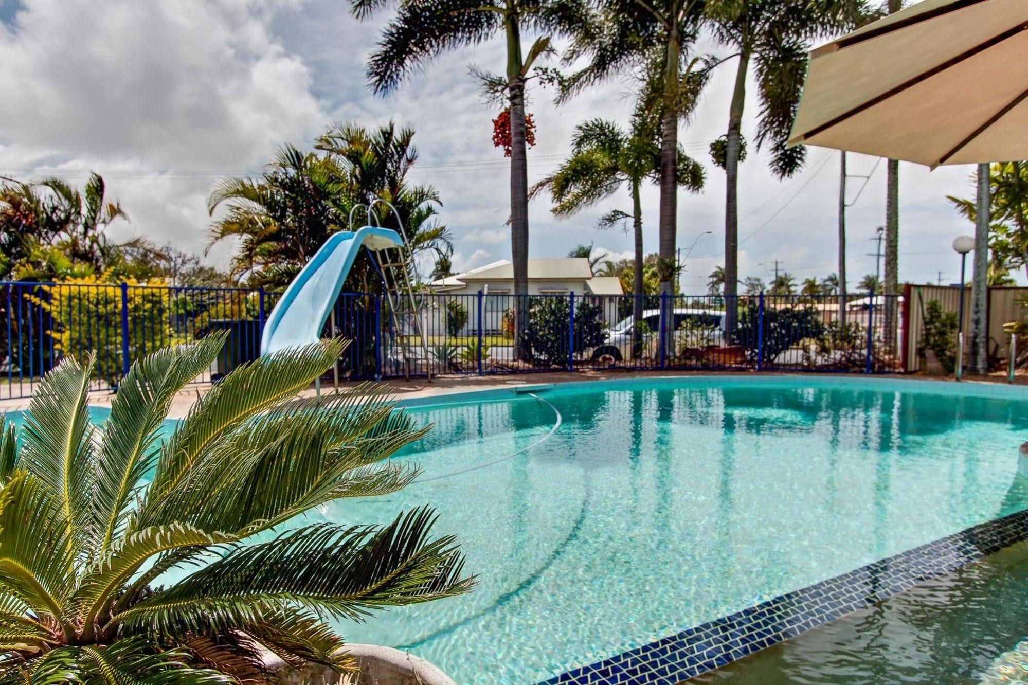 Galaxy Mackay Motor Inn Экстерьер фото